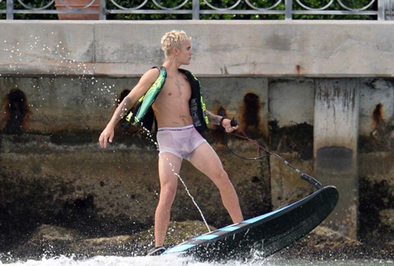 justin bieber looks