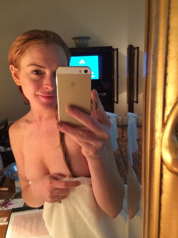 blonde perfect body selfie
