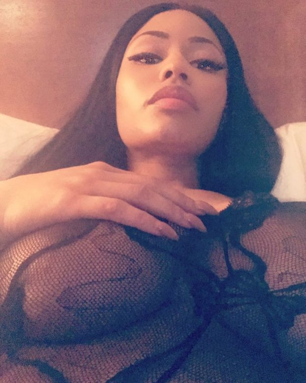 nicki minaj rainbow