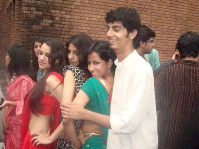 pakistani stylish girls beautiful