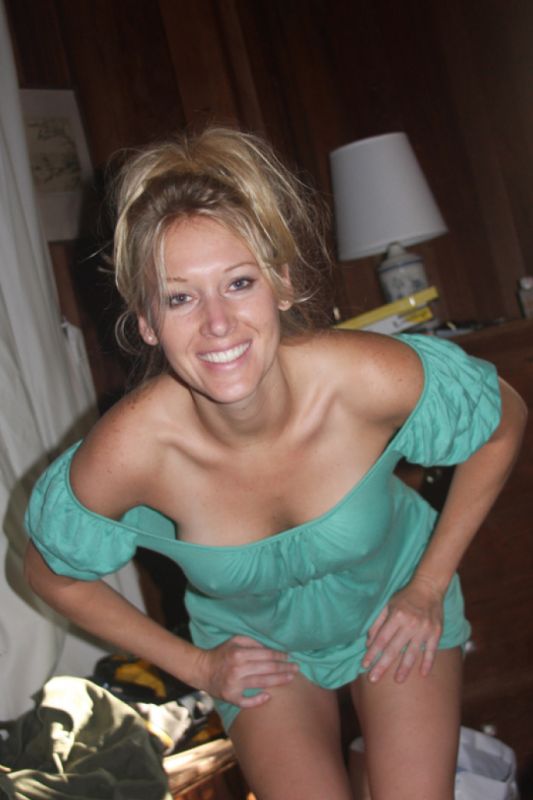 amateur milf dildo