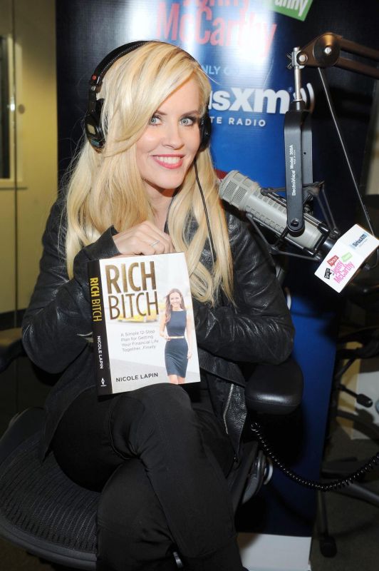 glasses jenny mccarthy hairstyles