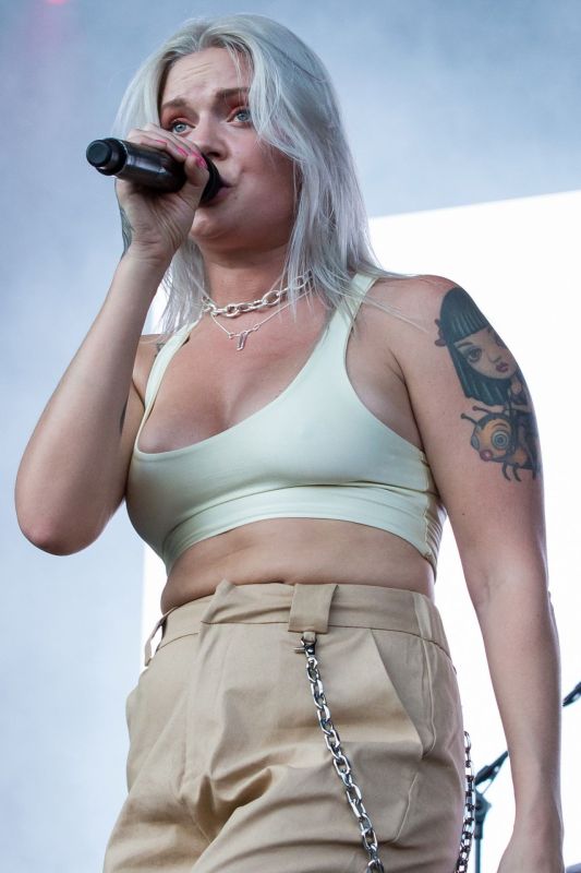 tove lo net worth