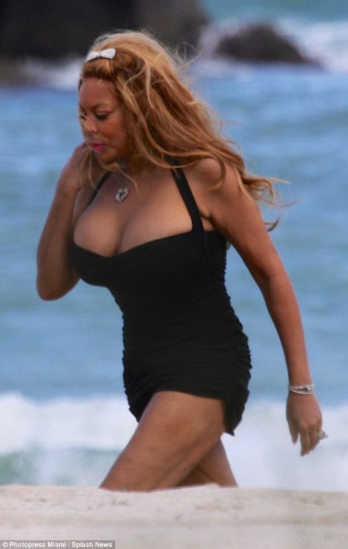 serena williams modeling swimsuits